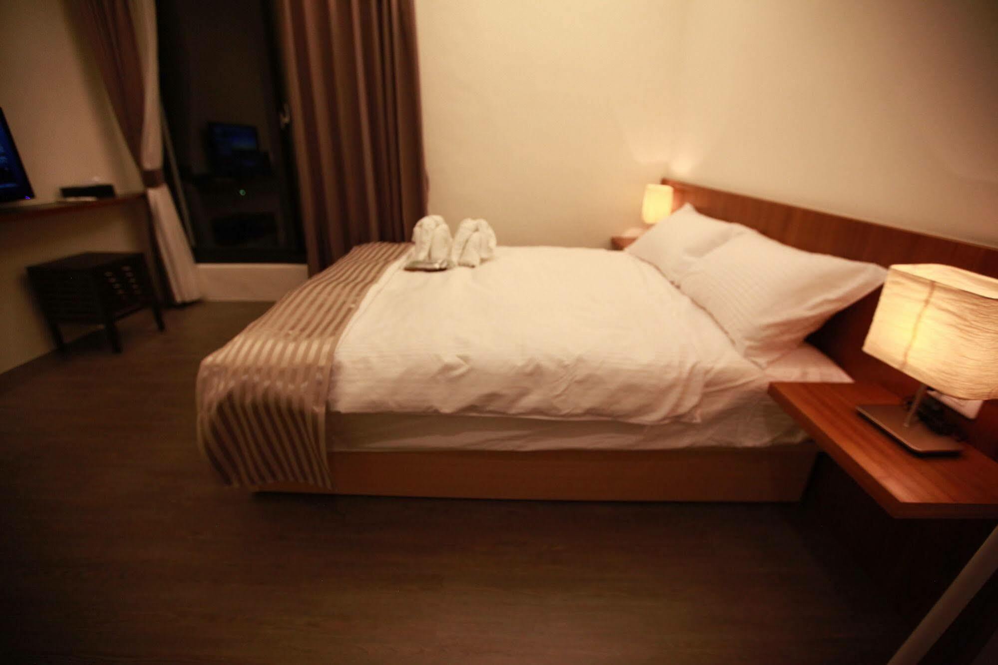 Bai Ji Yi B&B Хенгчун Экстерьер фото